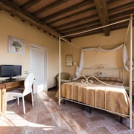 Agrihotel Il Palagetto 3* וולטרה