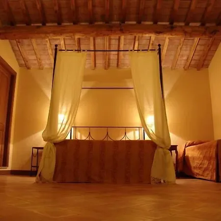 Agrihotel Il Palagetto Вольтерра