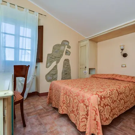 Отель Agrihotel Il Palagetto 3*