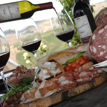 מלון Agrihotel Il Palagetto 3*
