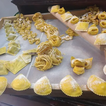 Agrihotel Il Palagetto 3* וולטרה