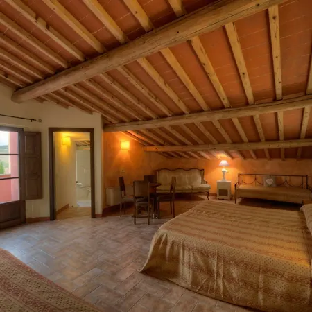 מלון Agrihotel Il Palagetto 3*